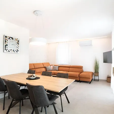 Apartamento Lux Dolce Vista - *