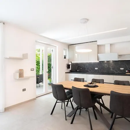 Apartamento Lux Dolce Vista - *