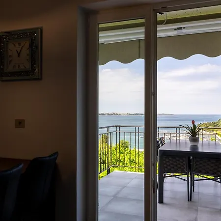 Lux Dolce Vista - *