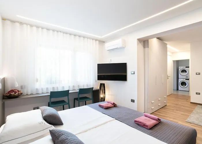 Lux Dolce Vista - 아파트